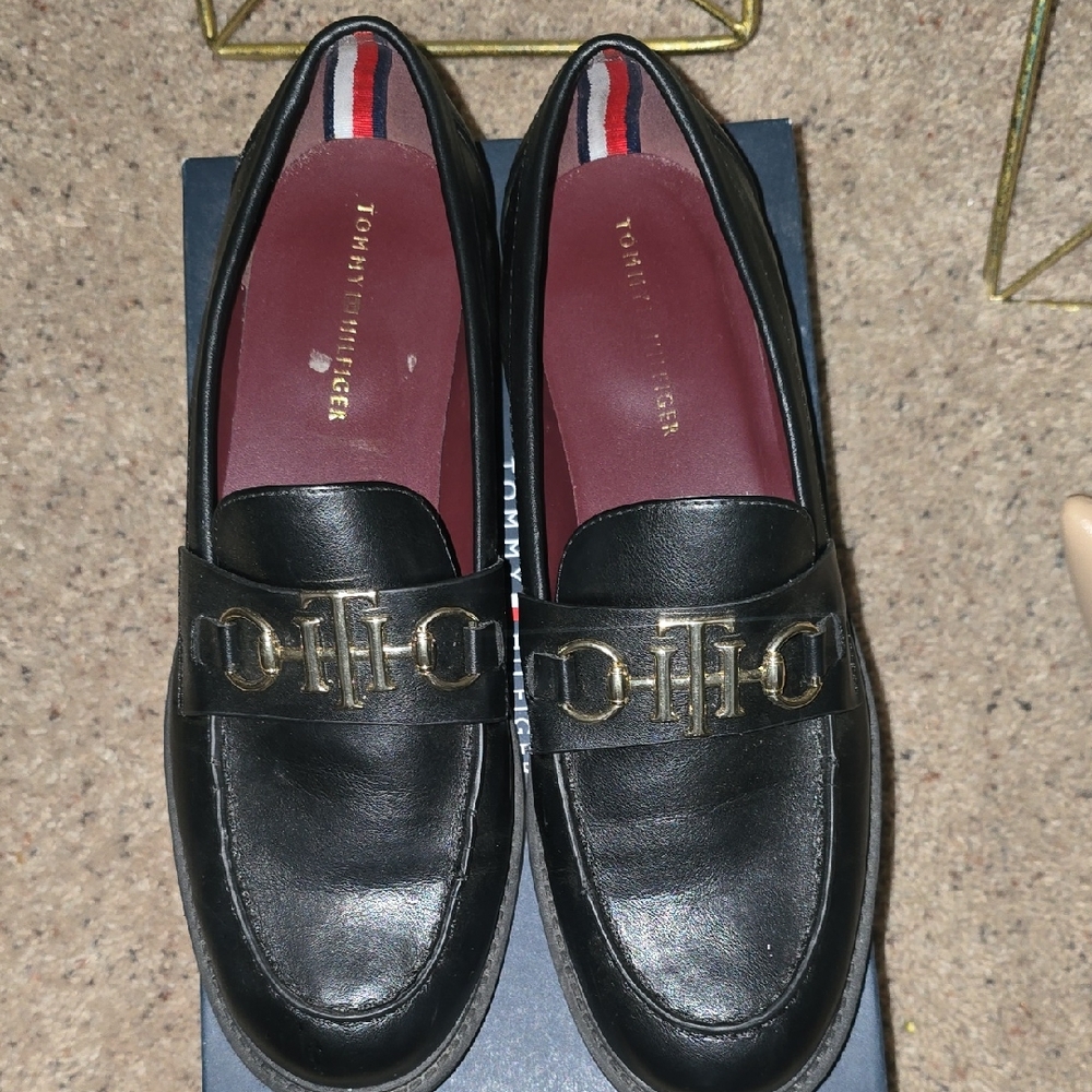 Tommy Hilfiger Black Leather Loafers with Gold Accent
